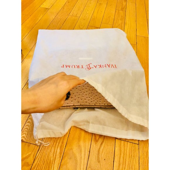 SOLD! - Ivanka Trump Shoulder Bag Genuine Leather - Picture 5 of 5